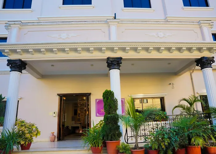 Hotel Harmika - Spiritual Retreat With Garden & Stupa View Kathmandu